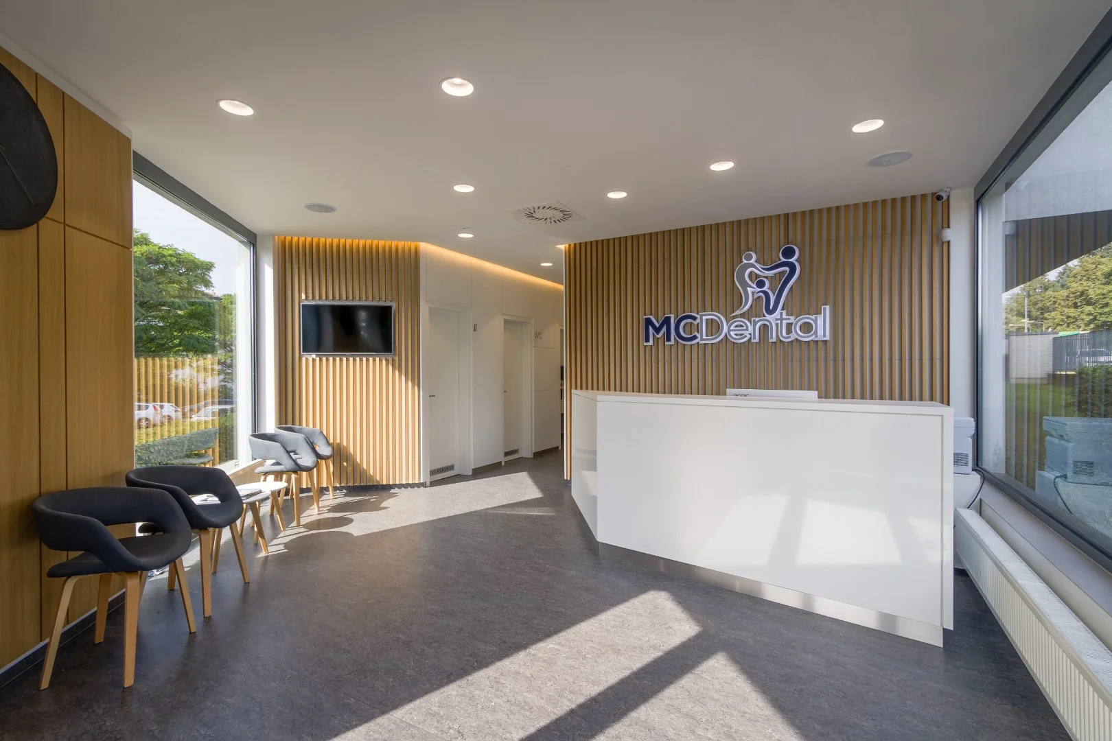 MCDental reception
